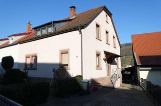 Doppelhaushälfte kaufen in Trennfurter Str. 47, 63911 Klingenberg, Klingenberg, Trennfurt: Doppelhaushälfte für den Handwerker - mit traumhaftem, großem Grundstück