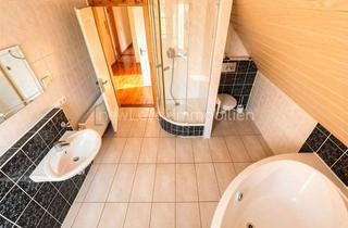 Haus kaufen in Rosenweg 16, 89150 Laichingen, MFH-Grundstücksfläche 850 m²
