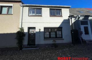 Haus kaufen in Kuhhirtengang 15, 23936 Grevesmühlen, Für die junge Familie - Immobilie mit Potenzial in Innenstadtlage
