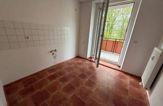 Wohnung mieten in Seb.-Bach-Str. 67, 09130 Chemnitz, Wohnen an der Humboldthöhe im 1. OG - Haus mit 3 Wohneinheiten !