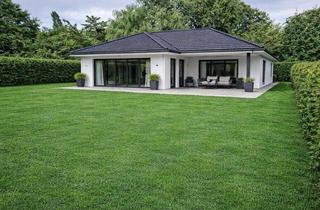 Grundstück zu kaufen in 12623 Berlin, Vermessenes, Sonniges Baugrundstück ca.448 m² in zweiter Reihe, mit Bodengutachten zum Verkauf.