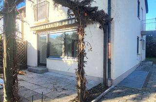 Haus mieten in 82110 Germering, Gepflegtes Reihenmittelhaus mit Garage in Germering