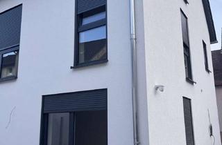 Haus mieten in 67065 Mundenheim, EFH mit 4,5 Zimmern, Terasse & Garten