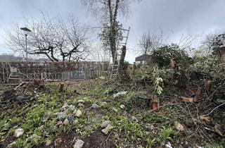 Grundstück zu kaufen in 79798 Jestetten, Baugrundstück mit Abrisshaus sucht kreative Bauherren mit Geschick zur Neugestaltung!