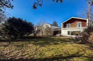 Grundstück zu kaufen in 85540 Haar, Bebautes Grundstück in idyllischer Lage in Haar - Traumlage trifft Gestaltungspotenzial