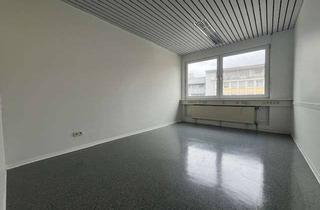 Büro zu mieten in Stuttgarter Straße, 73054 Eislingen, Helle Büro-/Praxisfläche in zentraler Lage mit Aufzug & TG-Stellplatz