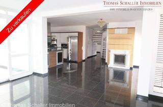 Penthouse kaufen in 90768 Dambach, Exklusives Penthouse auf zwei Ebenen – Haus-im-Haus-Feeling in Fürth-Dambach