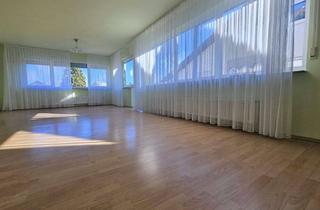 Wohnung kaufen in 89081 Lehr, Großzügige 4-Zimmer-Wohnung mit Balkon in gepflegtem Mehrfamilienhaus in Ulm-Lehr