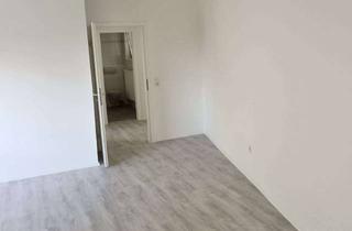 Wohnung mieten in Walldorfer Straße, 68766 Hockenheim, Modernisierte 1,5-Zimmer Wohnung mit Balkon