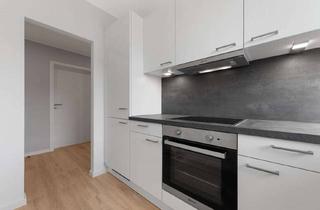 Wohnung mieten in Hasenbusch 11, 25335 Elmshorn, 3 Zimmer, Einbauküche, Bad mit Fenster, Balkon und Carport-Stellplatz in Elmshorn