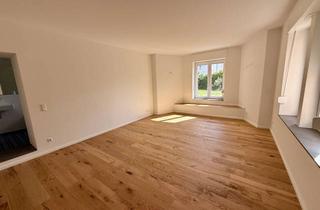 Wohnung mieten in Idsteiner Straße 00, 65193 Sonnenberg, Kernsanierter Altbau, Wohnen oder Gewerbe, 2-Zimmer Wohnung, EBK, Gartenzugang, gefragte Lage