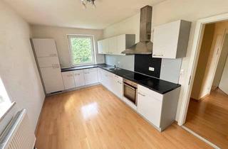 Haus mieten in 92637 Weiden, Großzügiges Wohnhaus für 3 Familien in BEST - LAGE von Weiden OST