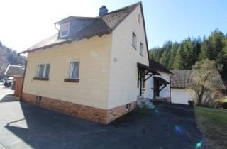 Einfamilienhaus kaufen in 96352 Wilhelmsthal, Geräumiges 1-Familien-Wohnhaus mit zusätzlichem Wirtsgebäude