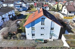 Mehrfamilienhaus kaufen in 88690 Uhldingen-Mühlhofen, Uhldingen-Mühlhofen - 2-Familienhaus mit zusätzlicher Einliegerwohnung und Doppelgarage und 2 Stellplätze im Freien