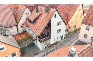 Haus kaufen in 97286 Winterhausen, Winterhausen - Charmantes Zweifamilienhaus in idyllischer Mainnähe von Winterhausen
