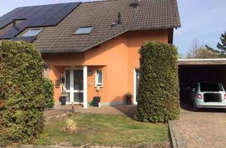 Doppelhaushälfte kaufen in Im Ginsterfeld 19, 53894 Mechernich, Mechernich - Lichtdurchflutete Doppelhaushälfte in Mechernich - Familienfreundliche Lage - Moderne Architektur