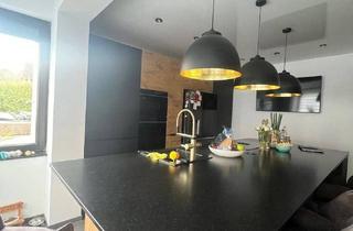 Haus kaufen in 66352 Großrosseln, Großrosseln - Modernes Traumhaus in Großrosseln - Stilvolles Wohnen mit Kamin, Pholtovoltaik und Pool auf großem Grundstück