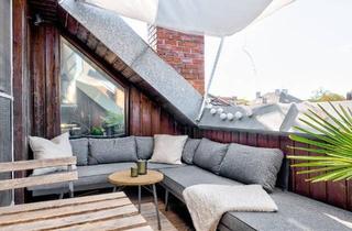 Wohnung kaufen in 86153 Augsburg, Augsburg - Helle 3-Zimmer-Dachgeschosswohnung mit Süd-Loggia, separatem WC &