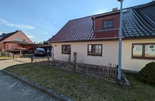 Haus kaufen in 18437 Stralsund, Stralsund - Moderne DHH Teilsaniert, Barrierefrei mit gepflegtem Grundstück