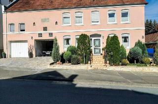 Einfamilienhaus kaufen in 31737 Rinteln, Rinteln - Renoviertes Altbauhaus 185m², +genehmigter Ferienwohnung 36m²