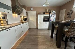 Wohnung kaufen in Lebrechtstrasse 28, 51643 Gummersbach, Gummersbach - ZENTRUMSNAH!Gepflegte barrierearme 1OG ETW,kosmetischen Renovierungsbedarf,saniertes MFH