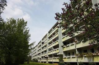 Wohnung kaufen in 01219 Dresden, Dresden - 4-Raumwohnung mit Südbalkon