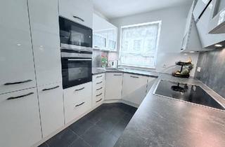 Haus kaufen in 91325 Adelsdorf, Adelsdorf - Provisionsfreies Reihenmittelhaus mit Stellplatz in Adelsdorf