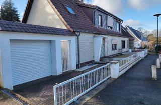 Einfamilienhaus kaufen in 23568 Lübeck, Lübeck - Doppelhaushälfte in Ostseenähe von Lübeck-Schlutup