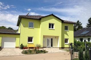 Haus kaufen in 04654 Frohburg, Frohburg - Baulücke, 1200m² groß, im grünen Herzen von Frohburg Stadt !