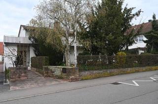 Haus kaufen in 71409 Schwaikheim, Schwaikheim - Großes Haus zum Wohnen und Arbeiten in Toplage