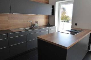 Wohnung kaufen in Horst-Bieger-Weg, 96117 Memmelsdorf, Moderne 3-Zimmer Wohnung mit EBK, 2 Carports, 2 Balkone