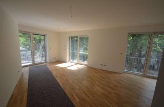 Wohnung kaufen in Schloßgarten 71, 22043 Marienthal, Stilvolle Eigentumswohnung im 1. Obergeschoss mit Balkon