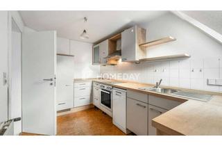 Wohnung kaufen in 21682 Stade, Maisonette-Wohnung mit ausgebautem Spitzboden und viel Tageslicht