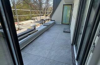 Wohnung kaufen in Schloßgarten 71, 22043 Marienthal, Exklusive Maisonettewohnung im Dachgeschoss mit Spitzboden und Loggia
