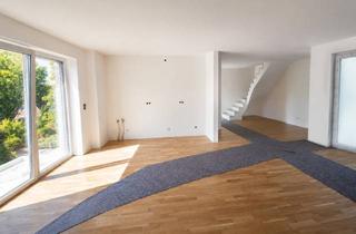 Wohnung kaufen in Schloßgarten 71, 22043 Marienthal, Exklusive Maisonettewohnung im Dachgeschoss mit Spitzboden, Balkon und Loggia