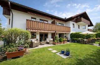 Wohnung kaufen in 83064 Raubling, Lichtdurchflutete 4,5 Zi.- Gartenwohnung mit zwei sonnigen Terrassen und großem Garten
