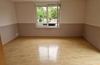 Wohnung mieten in Am Dorfplatz, 76467 Bietigheim, Gepflegte 2-Zimmer-Wohnung im 1. OG mit Balkon in Bischweier