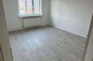 Wohnung mieten in Hansaring 40, 24534 Innenstadt, Charmante 2-Zimmer-Wohnung nach Renovierung – ab 01.05.2026 bezugsfrei