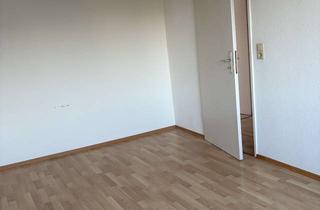 Wohnung mieten in 63263 Neu-Isenburg, Helle 2-Zimmer-Wohnung mit Tageslichtbad & Stellplatz in Neu-Isenburg