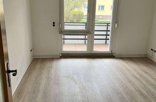 Wohnung mieten in Rudolf-Breitscheid-Straße 4a, 04509 Delitzsch, Neu renovierte 2,5 Zimmerwohnung mit Balkon, Kellerabteil und Tageslichtbadezimmer zu vermieten