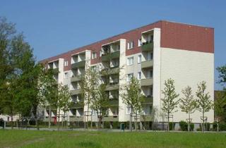Wohnung mieten in Scharnhorststraße 63, 39576 Stendal, schöne renovierte 3 Raumwohnung mit Balkon und Tageslichtbad