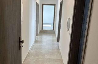 Wohnung mieten in Heinrich-Heine-Straße 10, 66482 Oberauerbach, Helle 3-Zimmer Wohnung in Zweibrücken-Oberauerbach frisch um komplett renoviert.