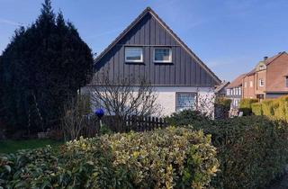 Haus kaufen in 42477 Radevormwald, Modernisiertes Zuhause mit Einliegerwohnung, Garten, 2 Garagen u. Stellplatz