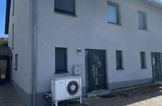 Haus kaufen in 66877 Ramstein-Miesenbach, Eigenheim oder Investition für die Zukunft.