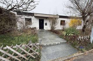 Haus kaufen in Am Rosenrain 28, 72414 Rangendingen, Großes Grundstück (704 m²) + Bungalow mit Potenzial – seltene Gelegenheit in ruhiger Lage