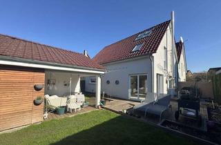 Doppelhaushälfte kaufen in 30855 Langenhagen, Doppelhaushälfte mit ausgebautem Dachgeschoss in Schulenburg wartet auf neue Eigentümer!