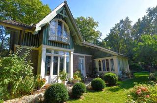 Haus kaufen in 23867 Sülfeld, Stilvolles Landhaus auf weitläufigem Grundstück mitten im Grünen zwischen Hamburg & Ostsee...