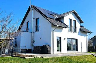 Einfamilienhaus kaufen in 56651 Oberdürenbach, Energieeffizientes, freistehendes Einfamilienhaus (KfW-55) in Holzständerbauweise in Oberdürenbach
