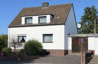 Einfamilienhaus kaufen in 51375 Schlebusch, Verkaufsstart: Freistehendes Einfamilienhaus mit Garage, einem gartenseitigen Anbau und Garten