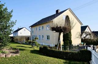 Haus kaufen in 86655 Harburg, Zweifamilienhaus in Harburg/Mündling mit vielseitigen Nutzungsmöglichkeiten